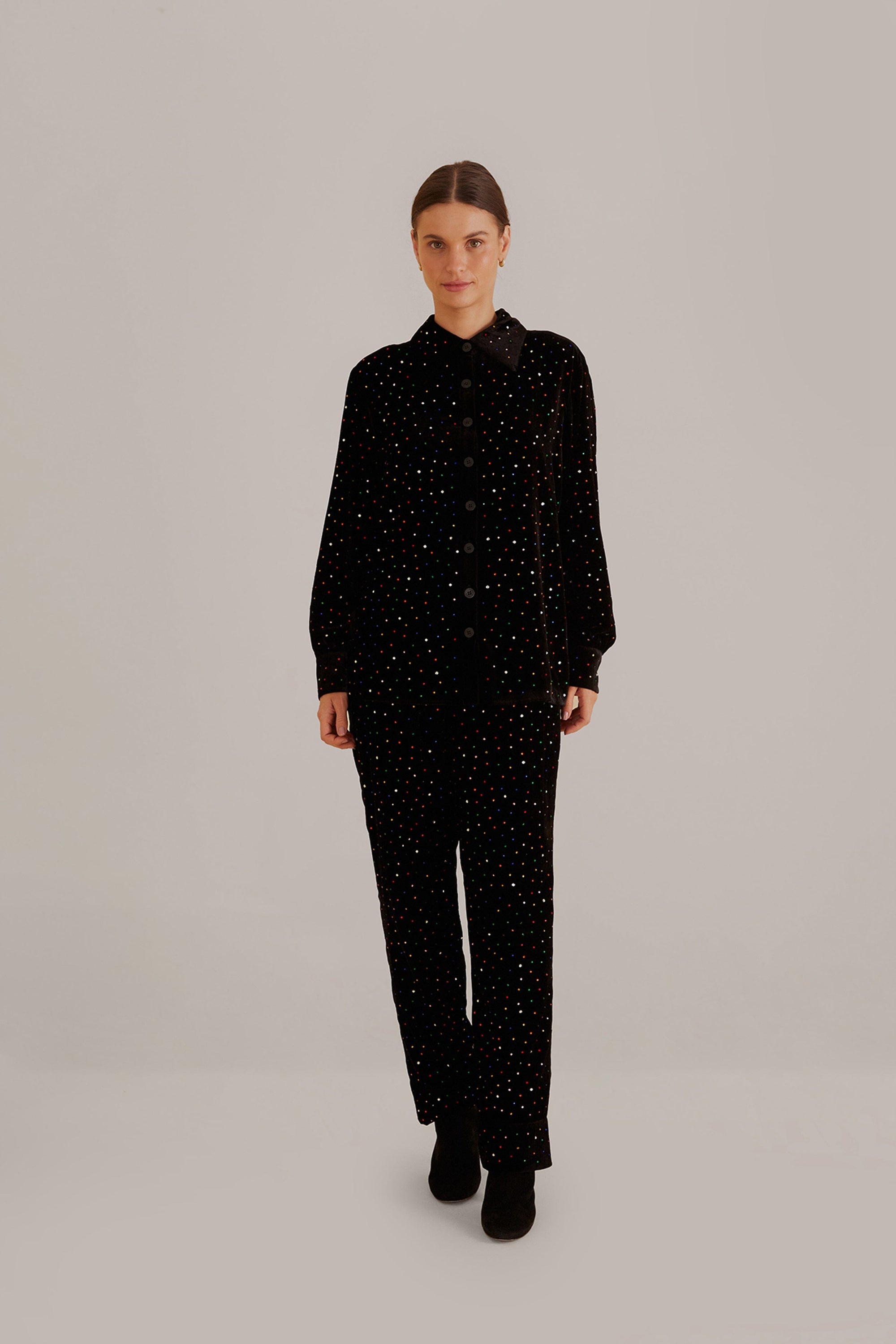 NEW_Black Pantalons - Black