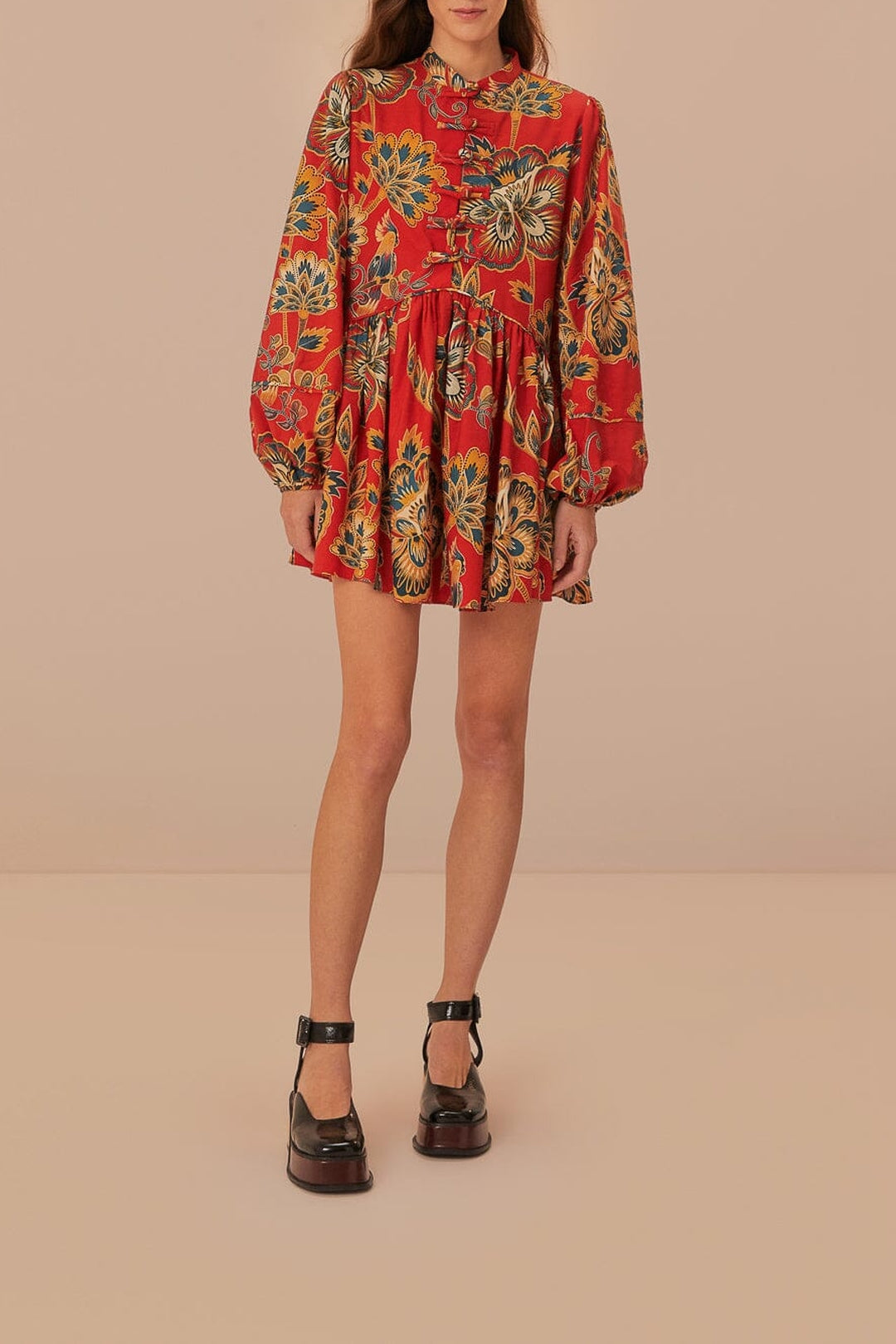 Short floral dress with long cotton sleeves - Red