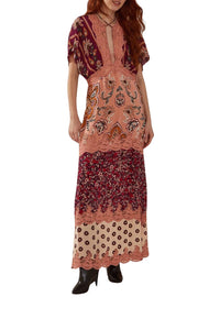 DJV_Glam Tapestry Burgundy Robes longues - Glam Tapestry Burgundy