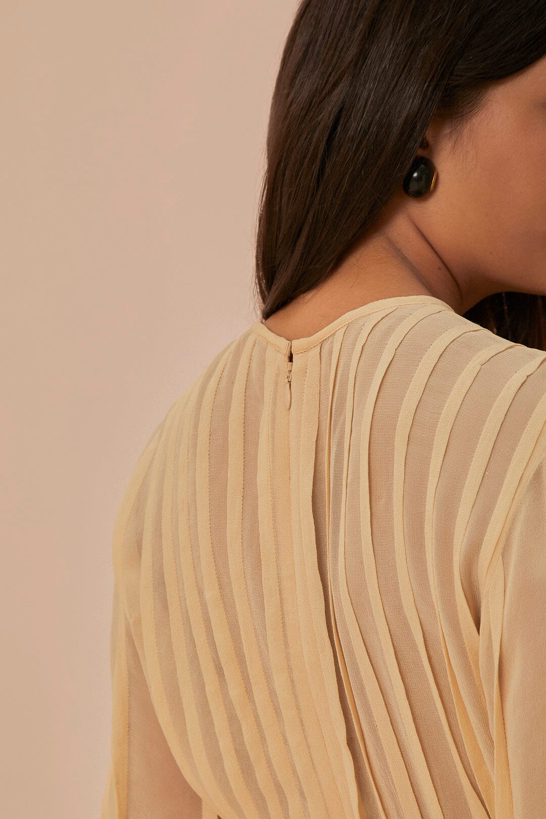 Blouse à plis sur la poitrine - Beige