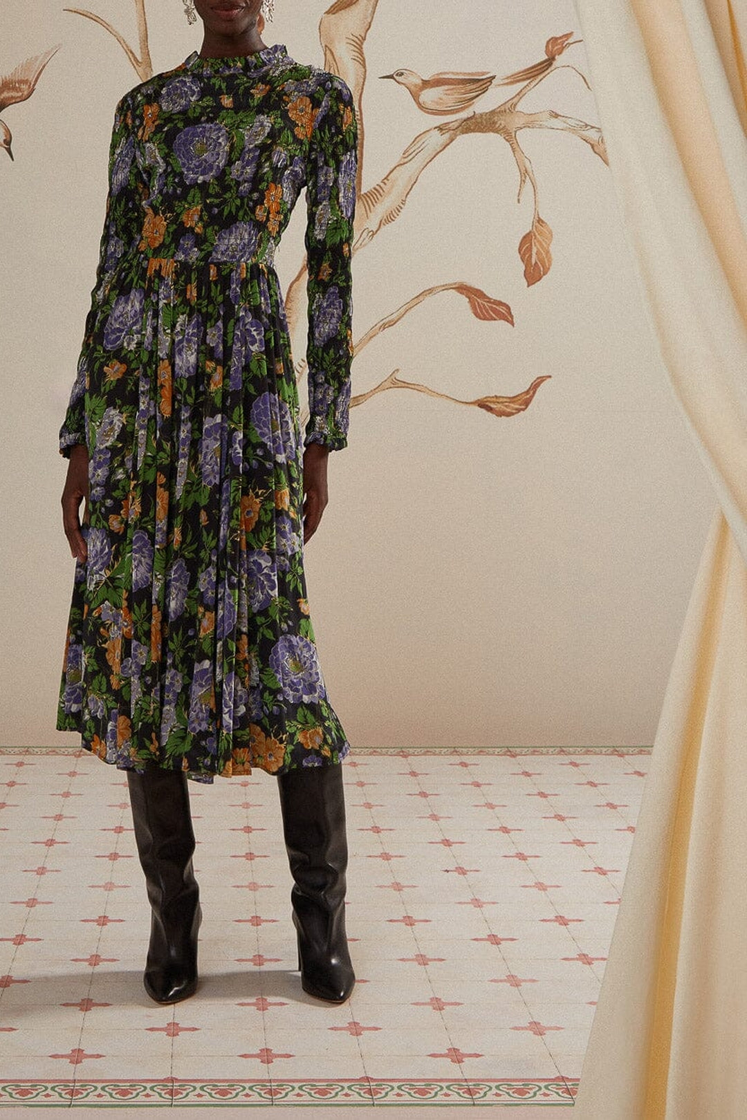 DJV_Capri Floral Black Robes midi - Capri Floral Black