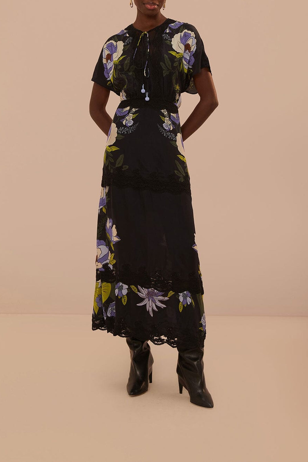 Robe longue Jardin de rêve à dentelle - Noir