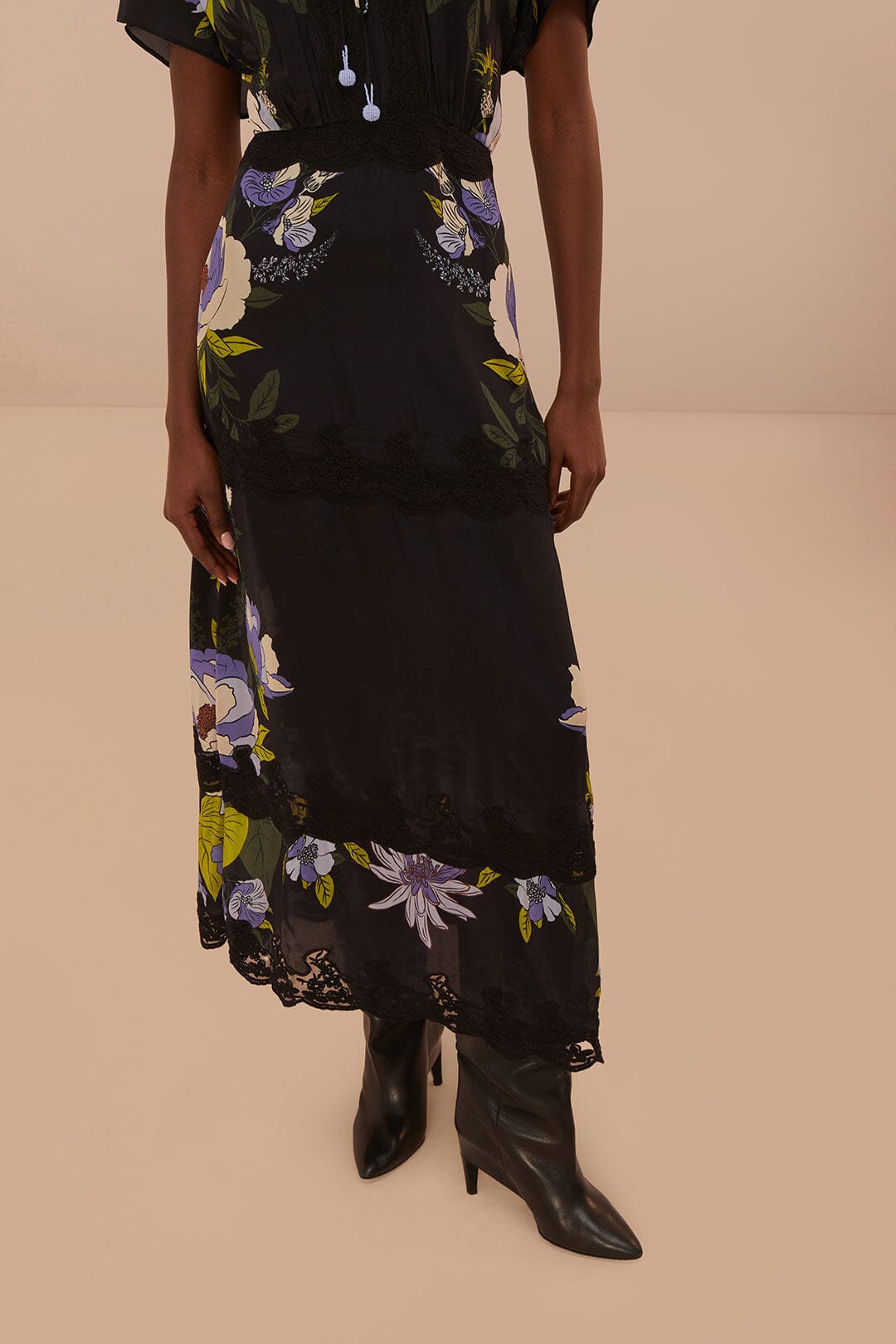 Robe longue Jardin de rêve à dentelle - Noir