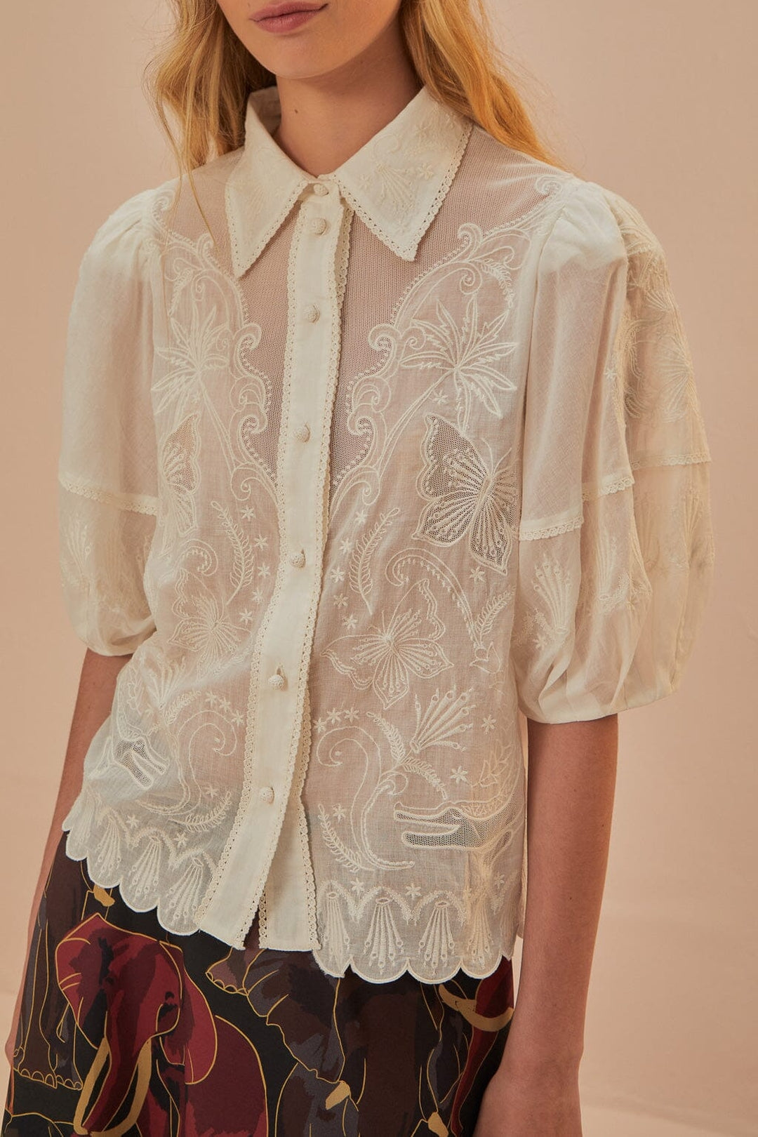 Blouse brodée à manches courtes en coton - Blanc