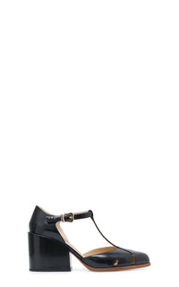 Evita Sandal en noir spazzolato