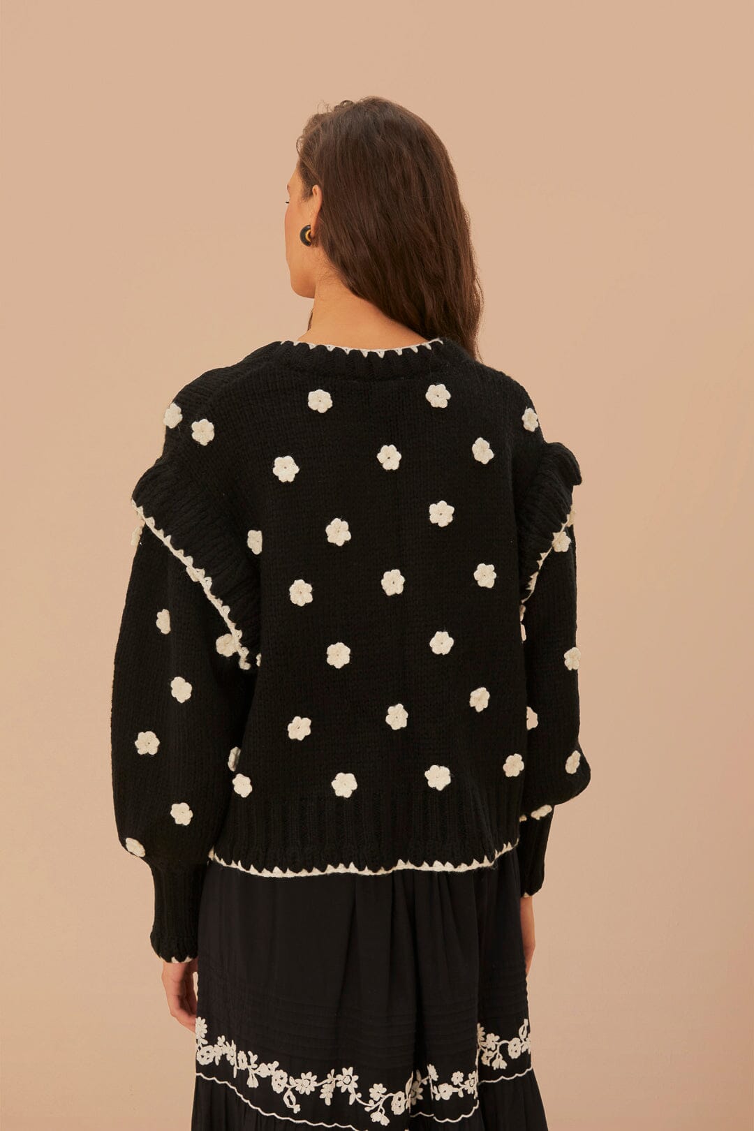 DJV_Black And White Cardigans & Pulls - Black And White