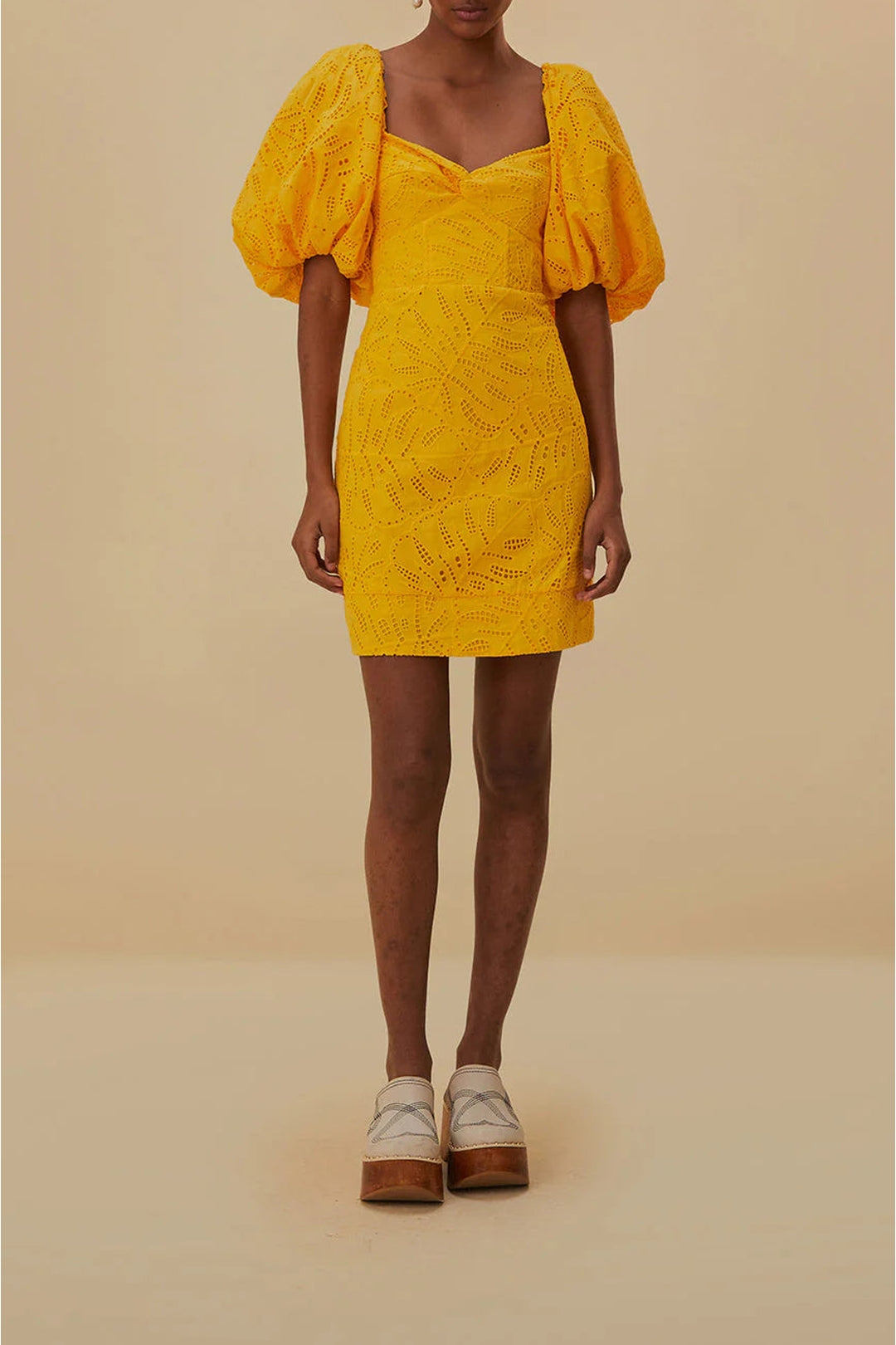 Robe courte Monstera à manches courtes en coton - Jaune