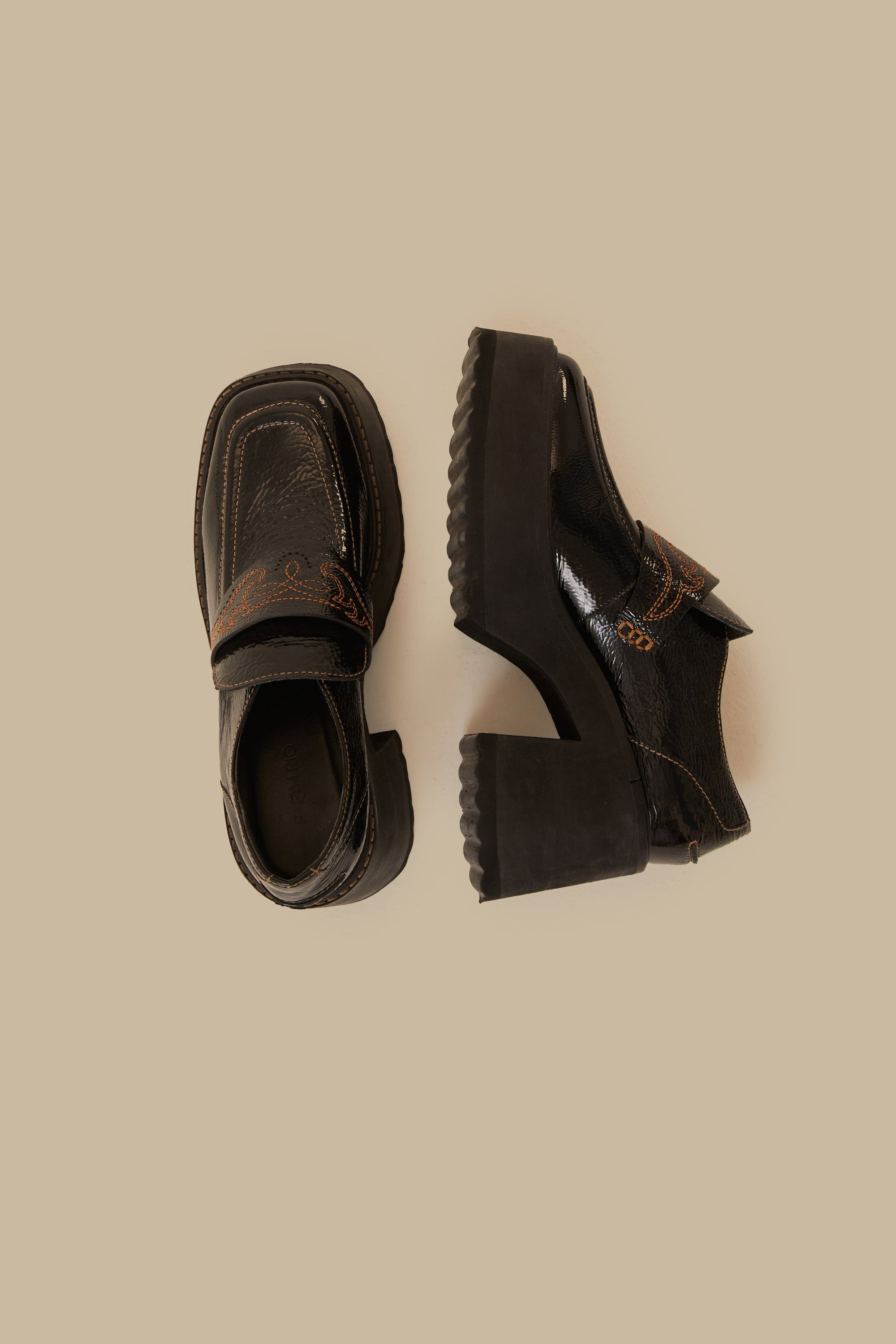 MEDIA OFF LINE_Mocassins compensé en cuir - Noir