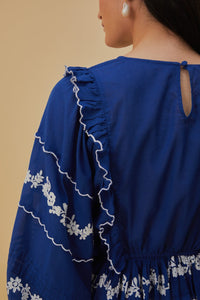 Embroidered long-sleeved blouse - Blue