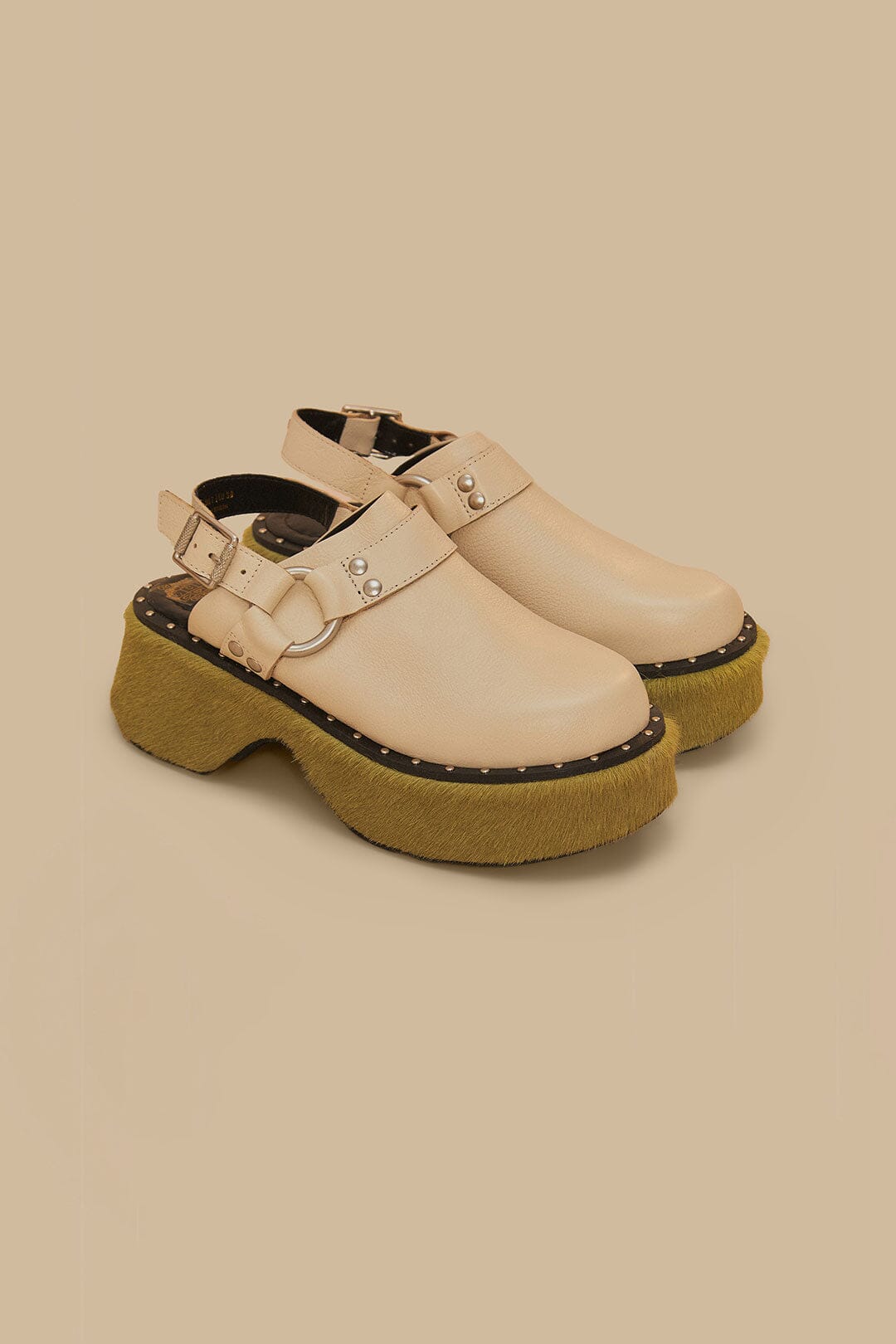 Sabots à bride arrière en cuir - Beige