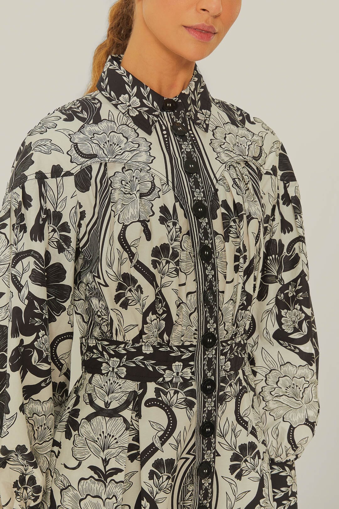 DJV_Flower Leopards Off White Robes midi - Flower Leopards Off White