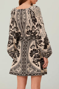 DJV_Flower Leopards Off White Jupes & Shorts - Flower Leopards Off White