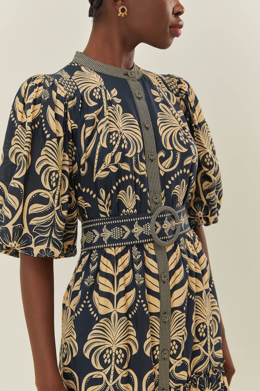 Robe courte Anika Tropical en coton - Noir