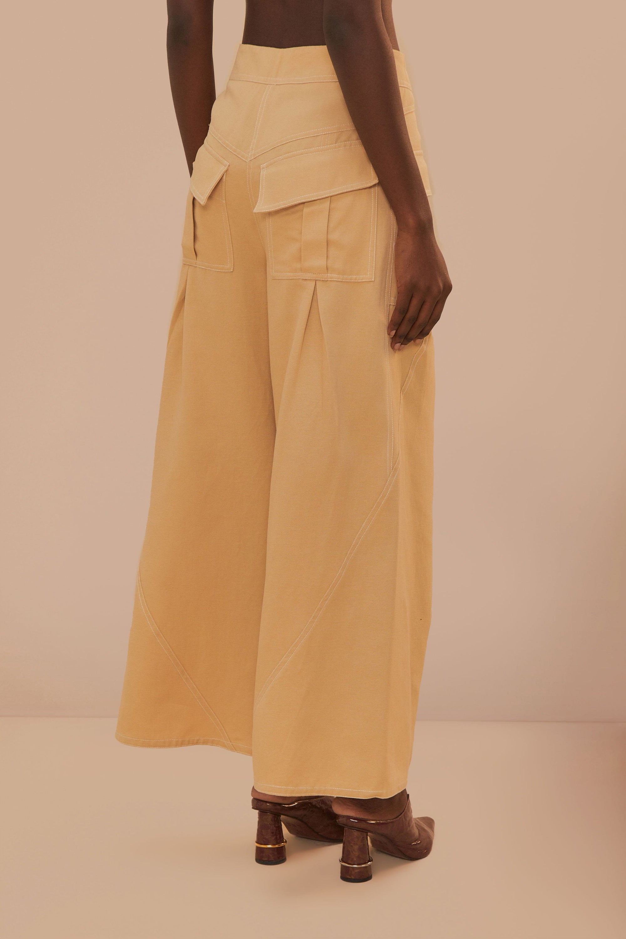 MEDIA OFF LINE_Pantalon surpiqué taille basse en coton - Beige