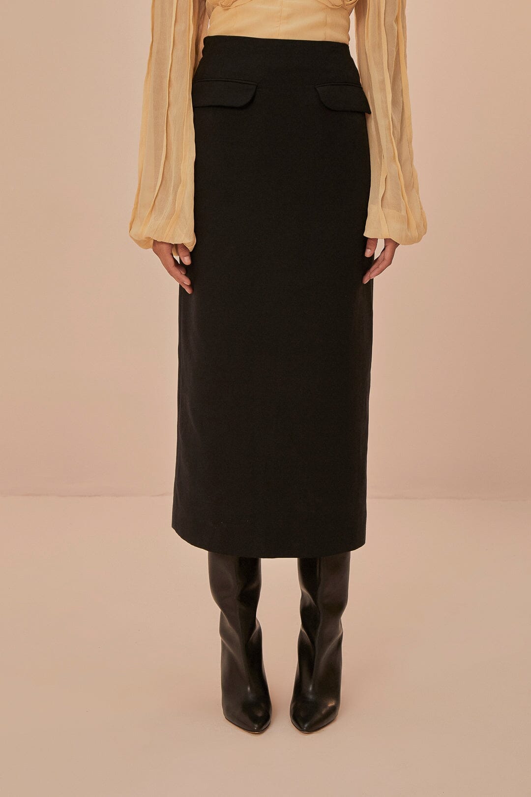 Midi skirt with back slit in cotton - Black