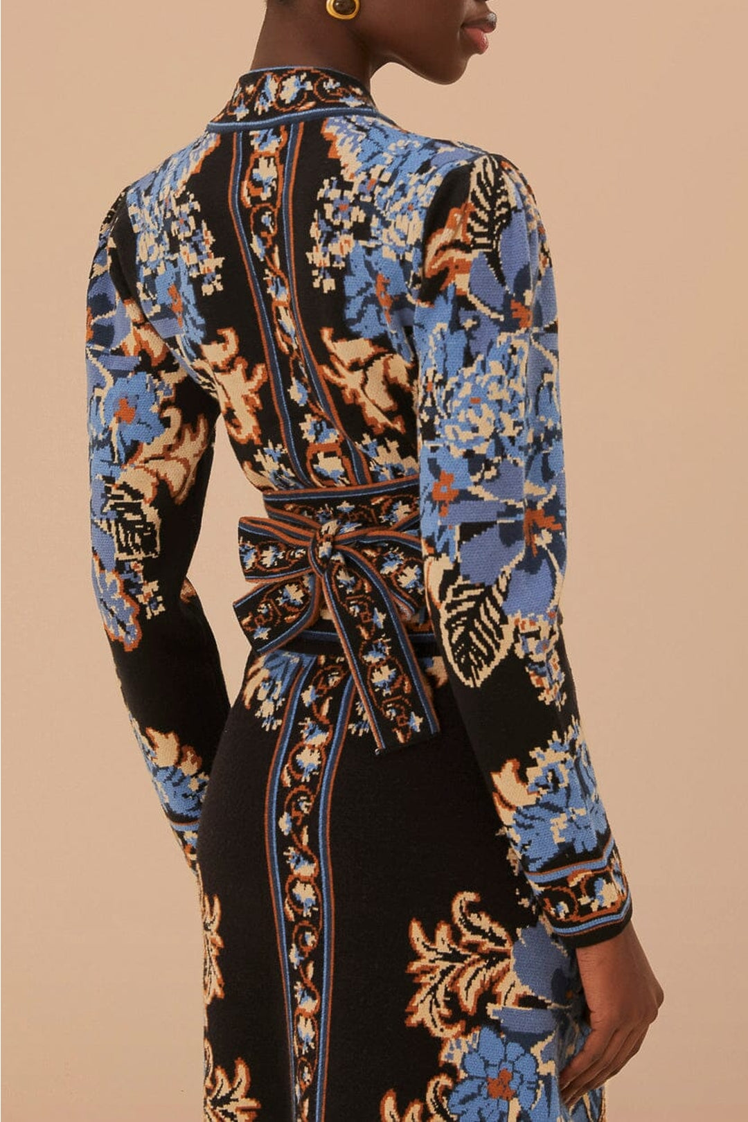MEDIA OFF LINE_Blouse cache-cœur en maille fleurie - Noir