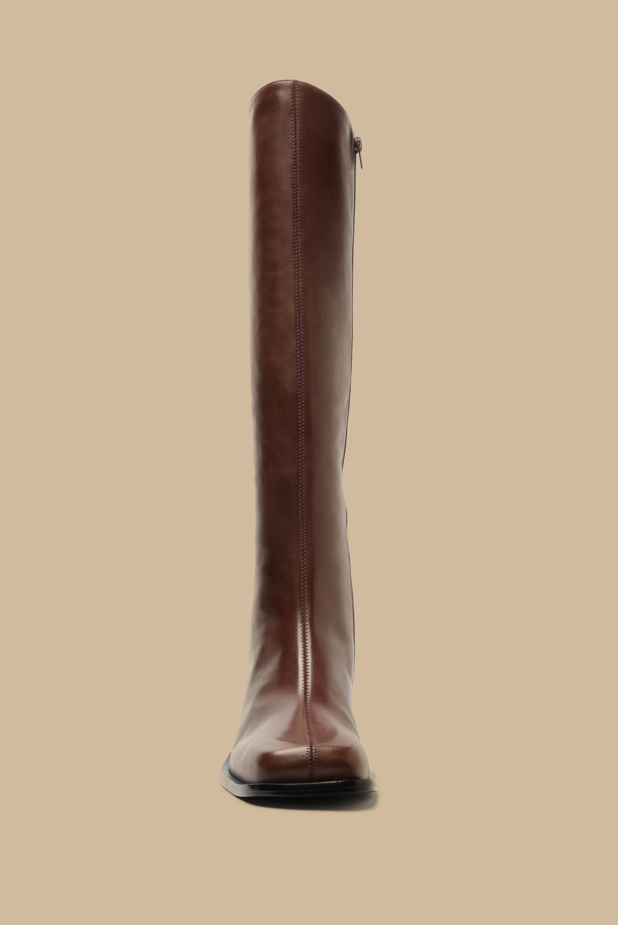 Square-toe high boots in leather - Bordeaux