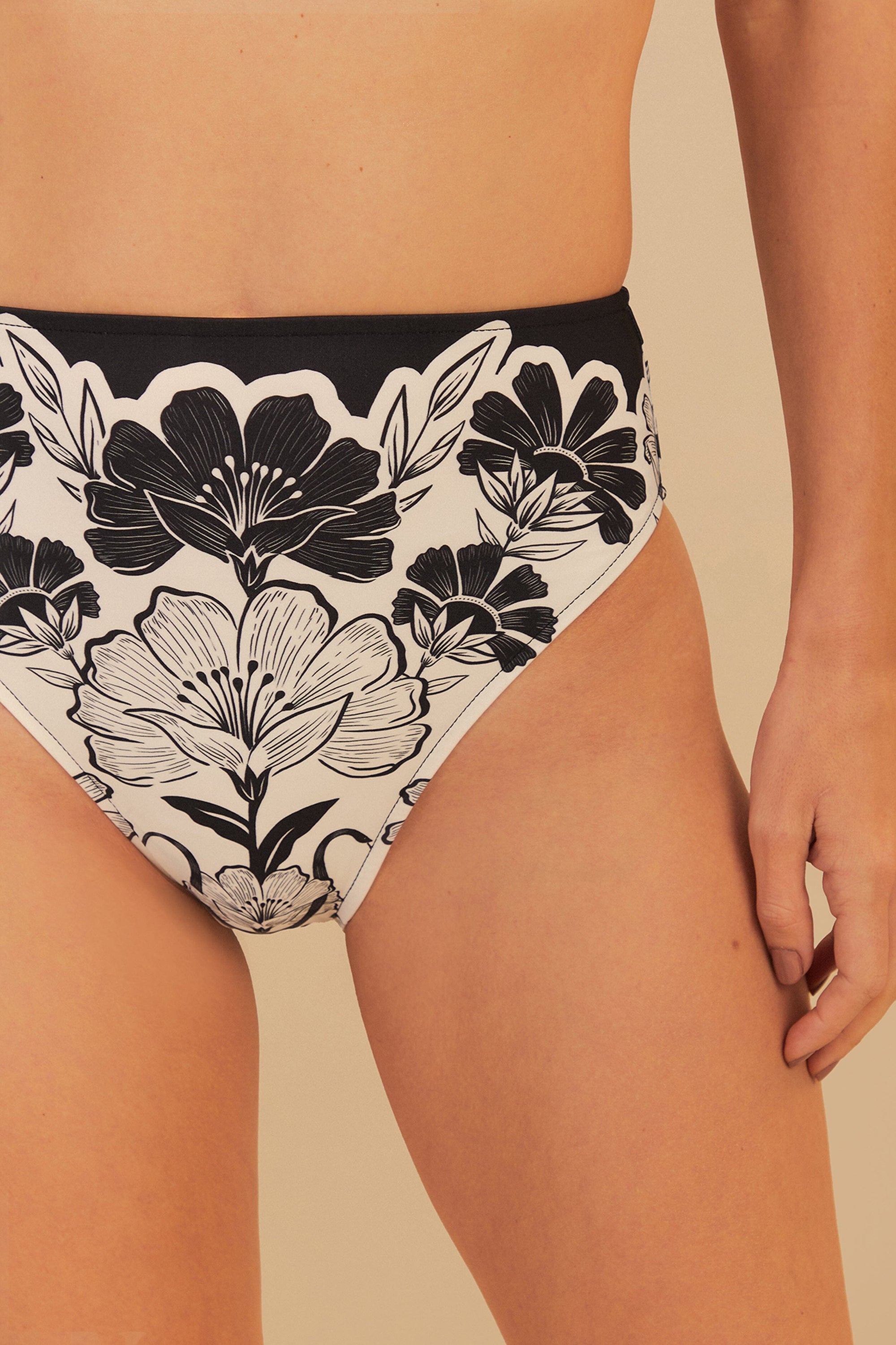 DJV_Flower Leopards Off White Beachwear - Flower Leopards Off White