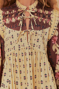 Robe courte à motif floral en coton - Beige