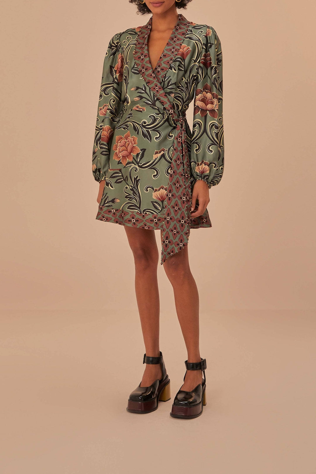 DJV_Arabesque Floral Green Robes courtes - Arabesque Floral Green