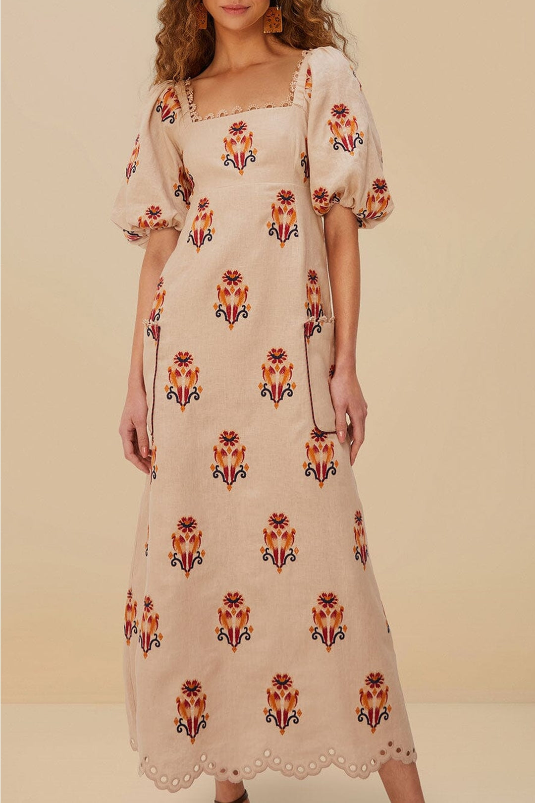 Macaw embroidered long dress in linen - Beige