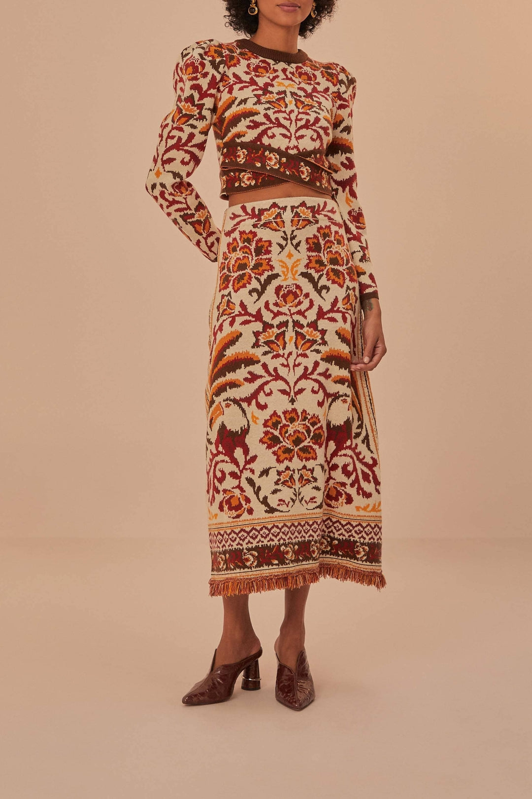 DJV_Toucans Scarf Cream Cardigans & Pulls - Toucans Scarf Cream
