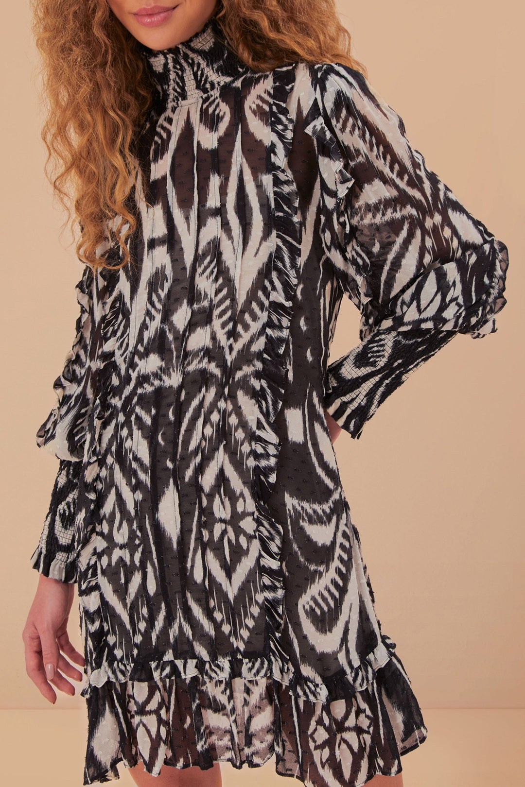 Robe courte à motif ikat Ananas - Noir