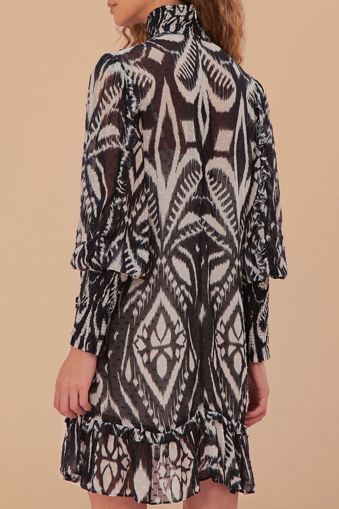 Robe courte à motif ikat Ananas - Noir