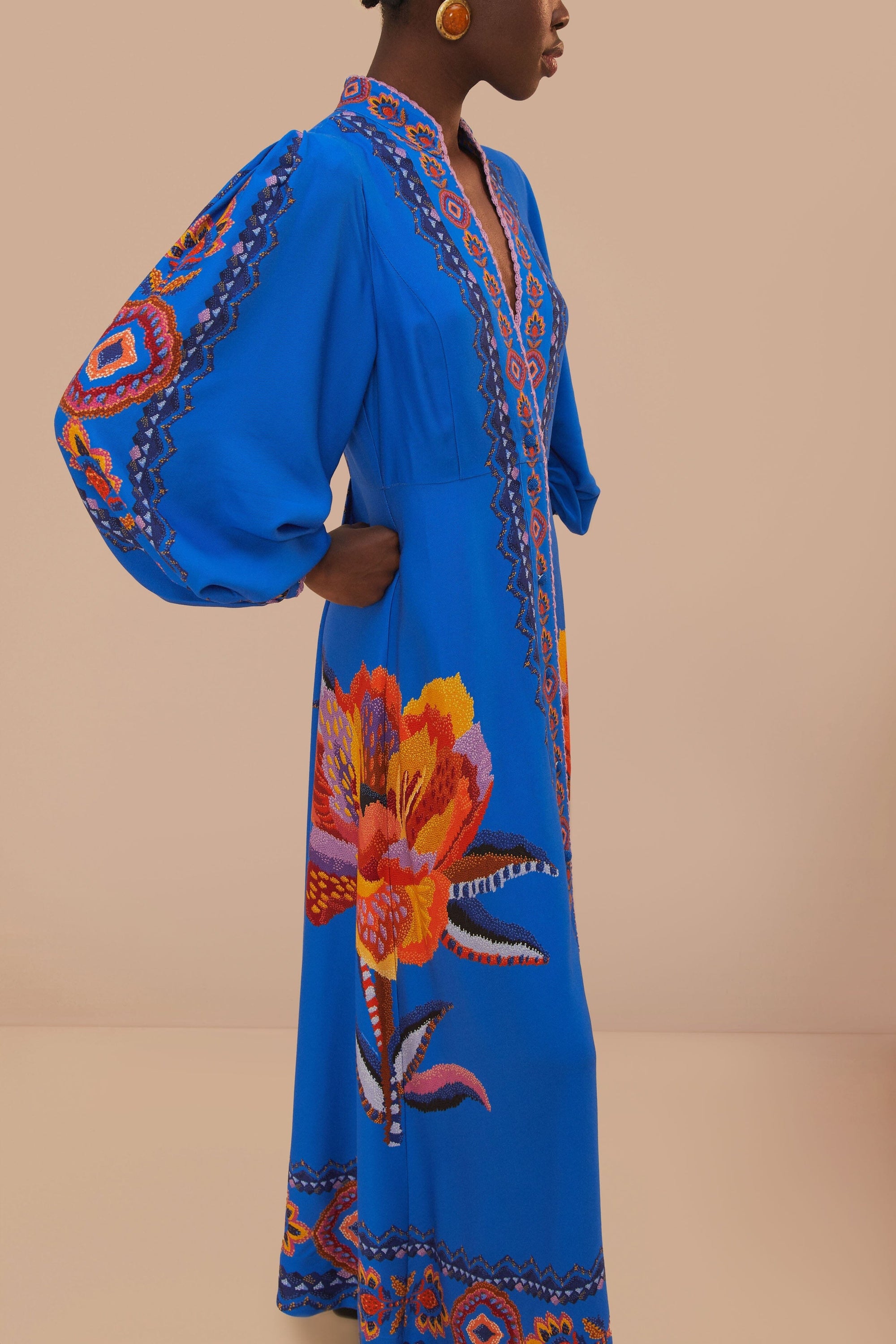 NEW_Lucy Floral Tapestry Blue Robes longues - Lucy Floral Tapestry Blue