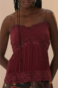 MEDIA OFF LINE_Blouse sans manches en dentelle - Bordeaux