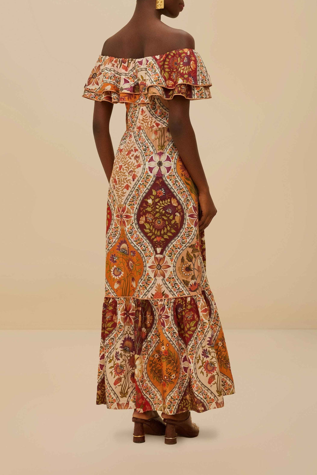 Robe longue épaules dénudées - Beige