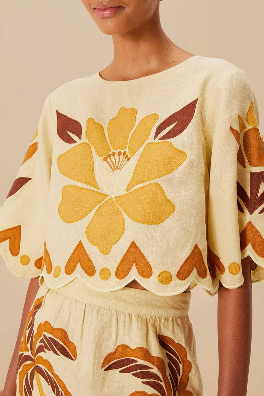 Summer cutwork blouse in linen - Beige