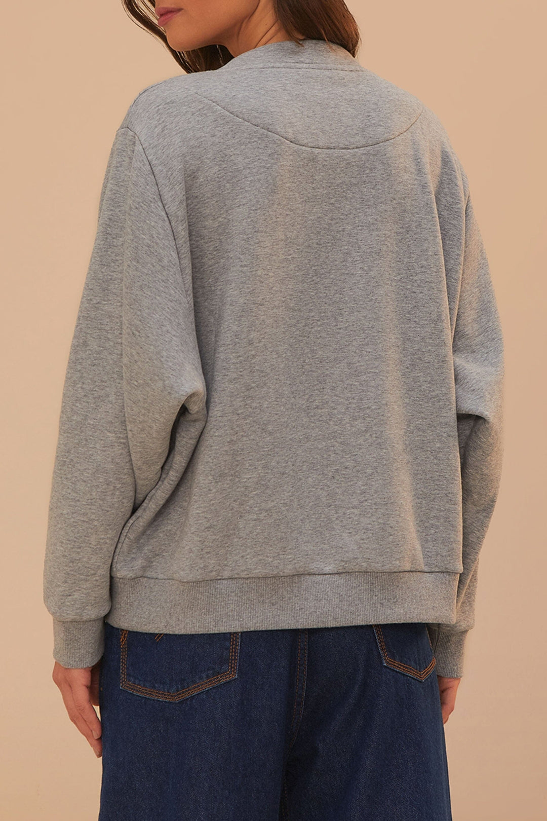 DJV_Grey Cardigans & Pulls - Grey