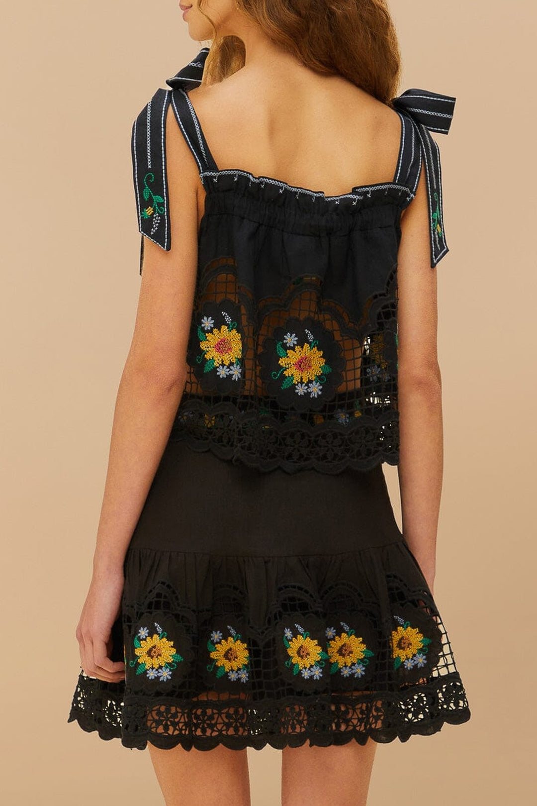 Jupe courte Sunflower brodée en lin - Noir