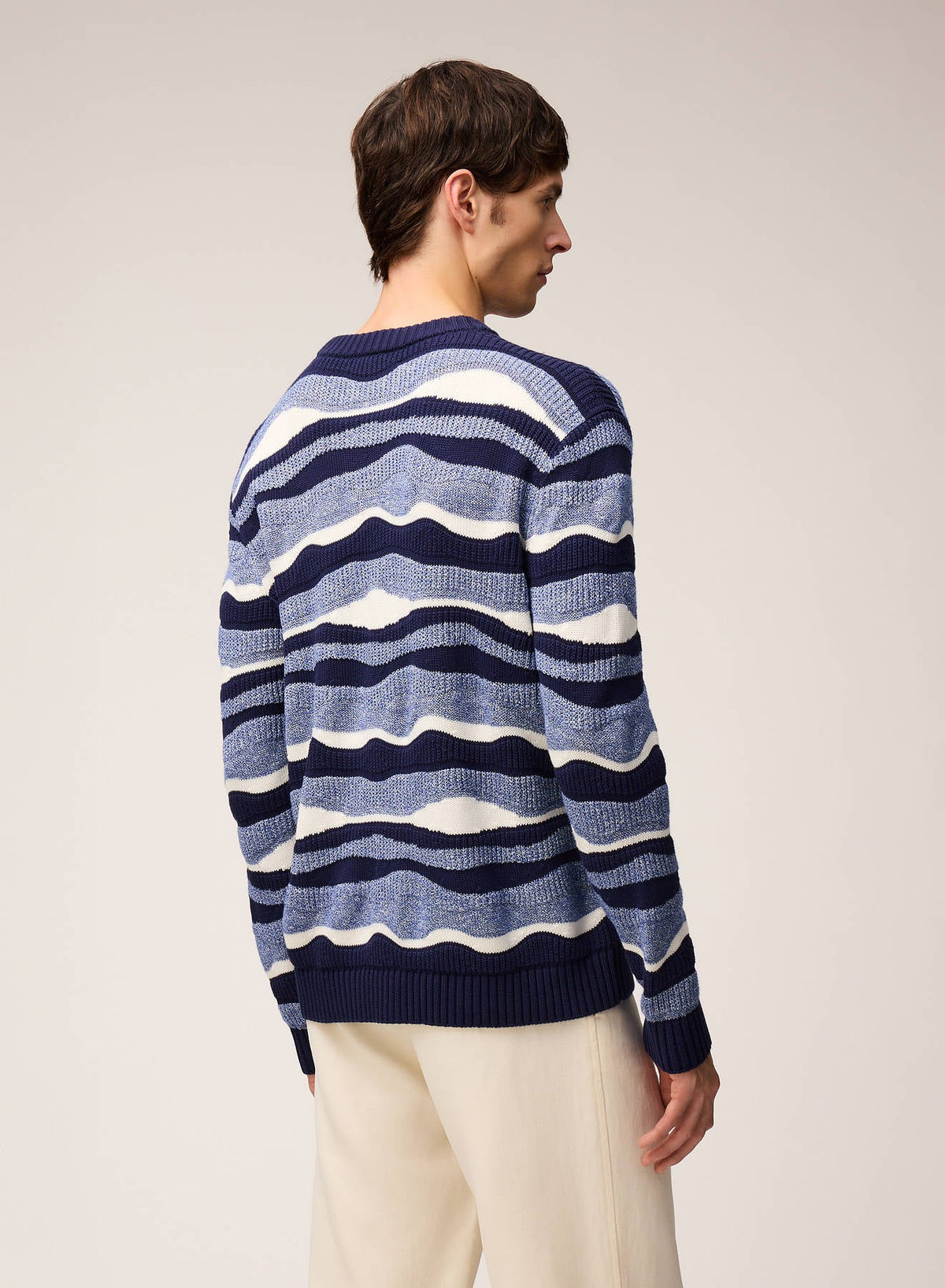 NAVY JACQUARD KNIT CREWNECK