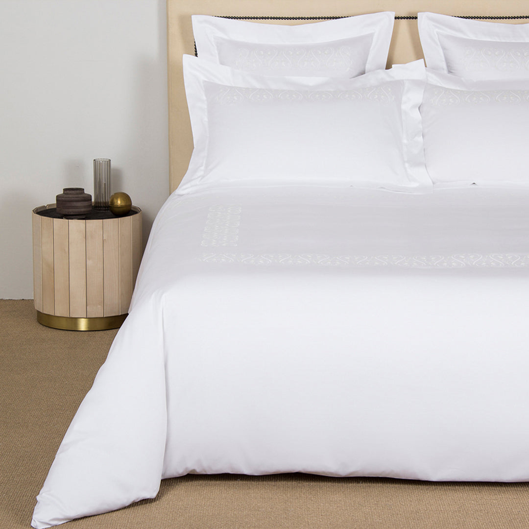 Duvet cover Ornate Medallion embroidery in cotton - White & Milk