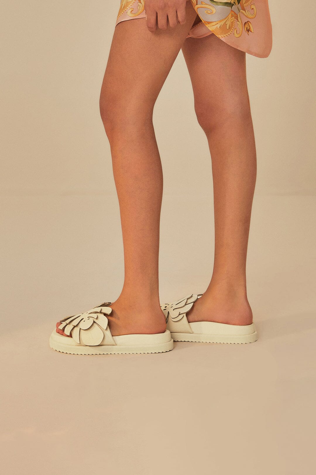 Monstera embroidered mules - Beige
