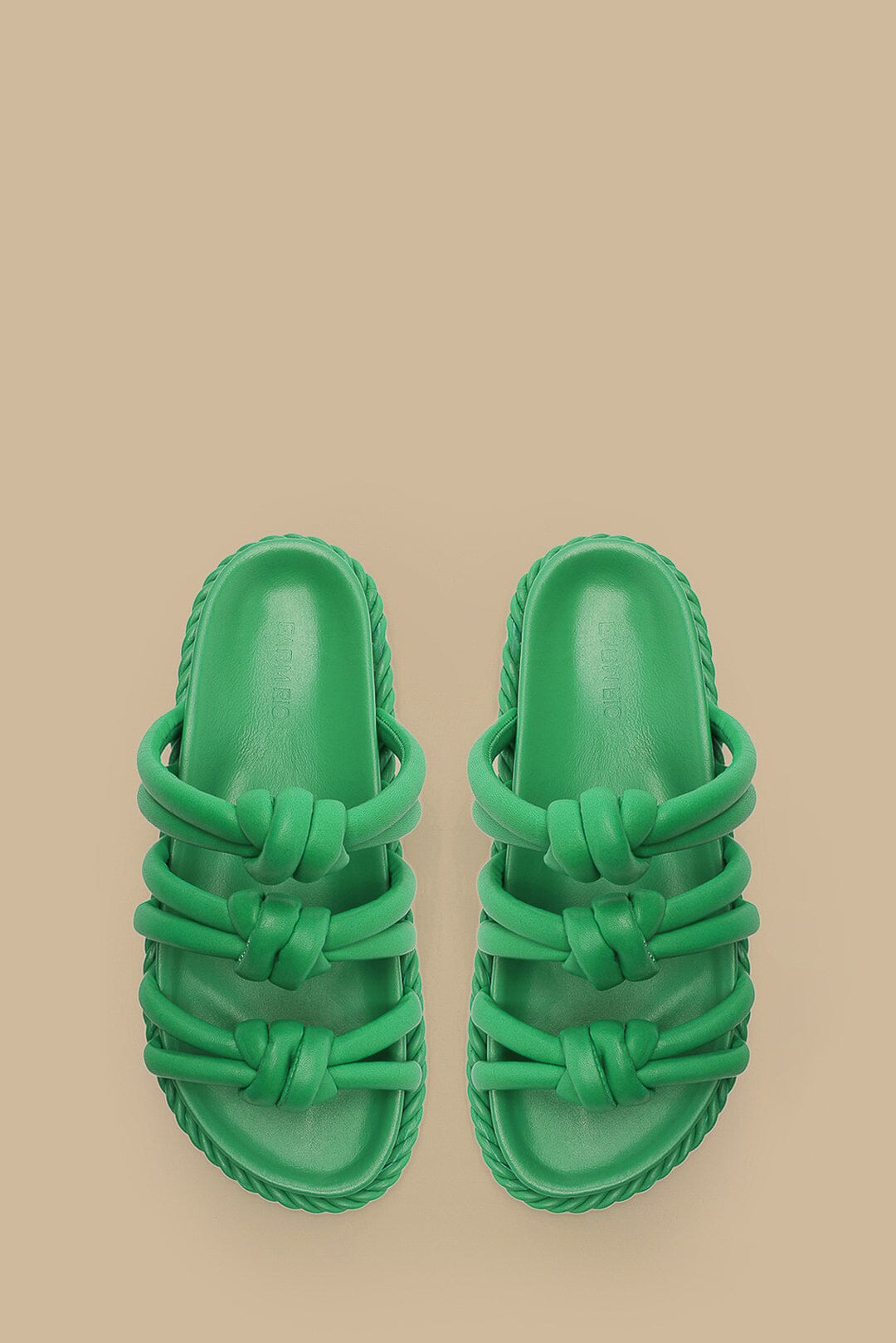Flat leather sandals with tie fastening - Green