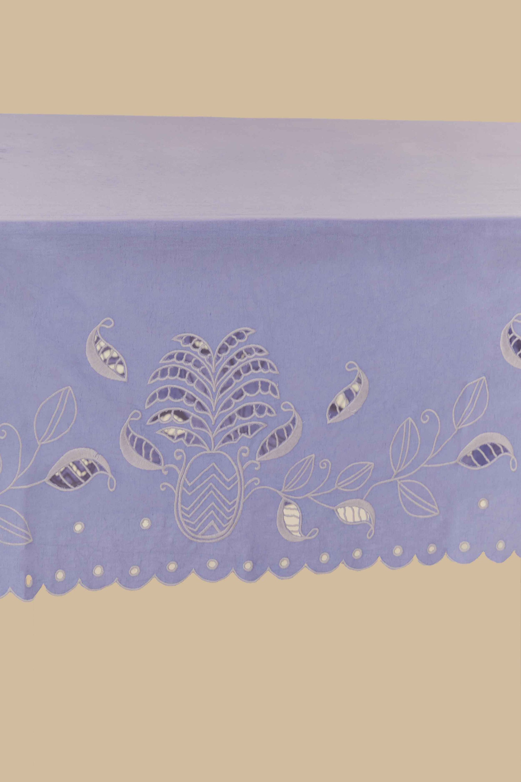 Romantic Joy linen tablecloth - Violet