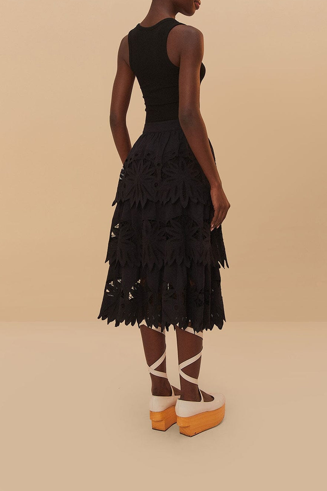 Jupe midi Daisy brodée en coton - Noir
