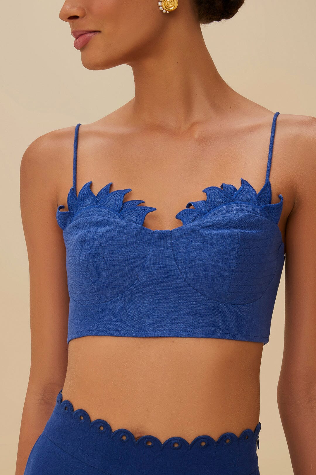 Sunrise Cup short top in linen - Blue