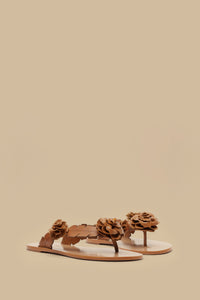 Blooming flat sandals in leather - Camel