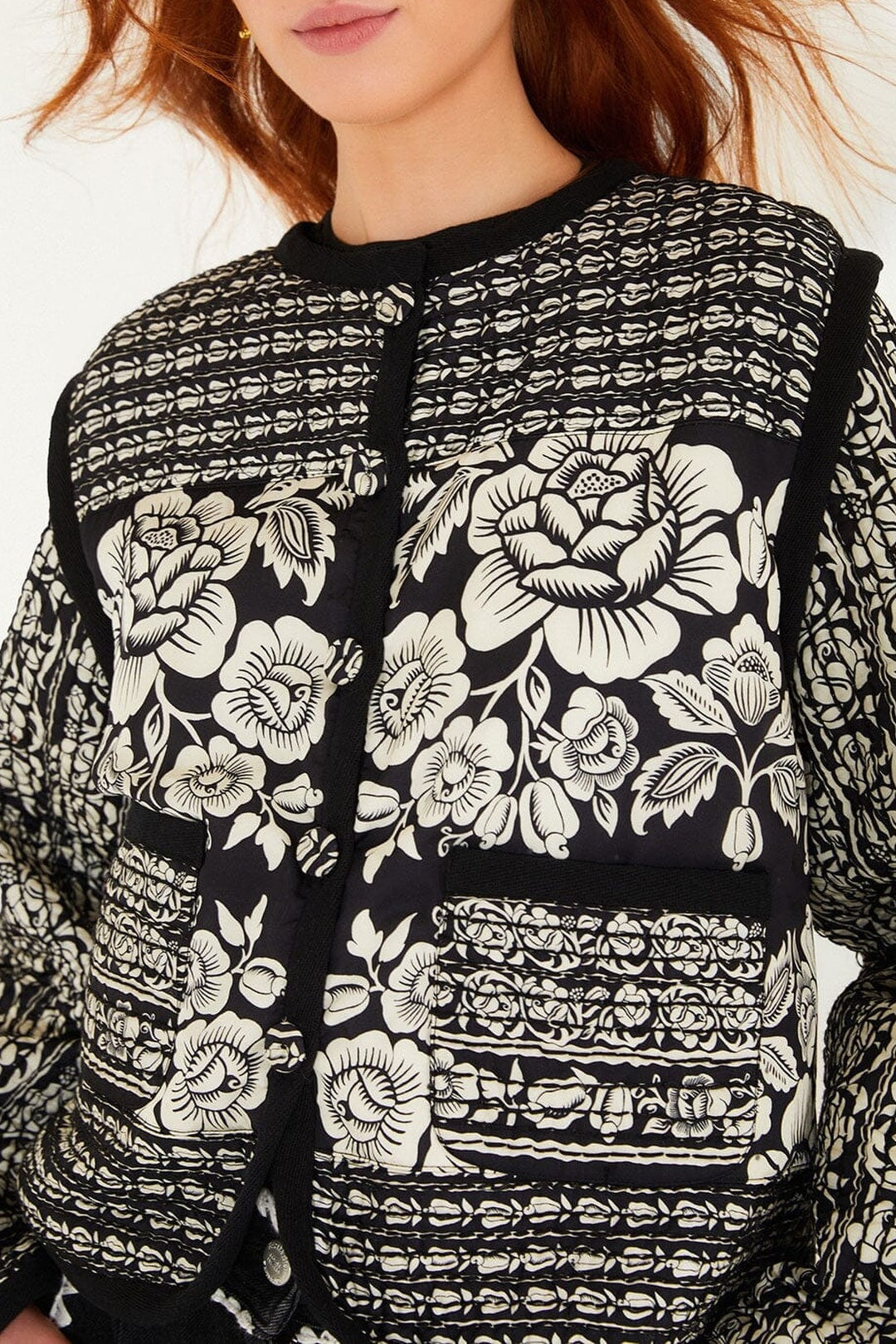 Cashews And Birds Jacket - Black