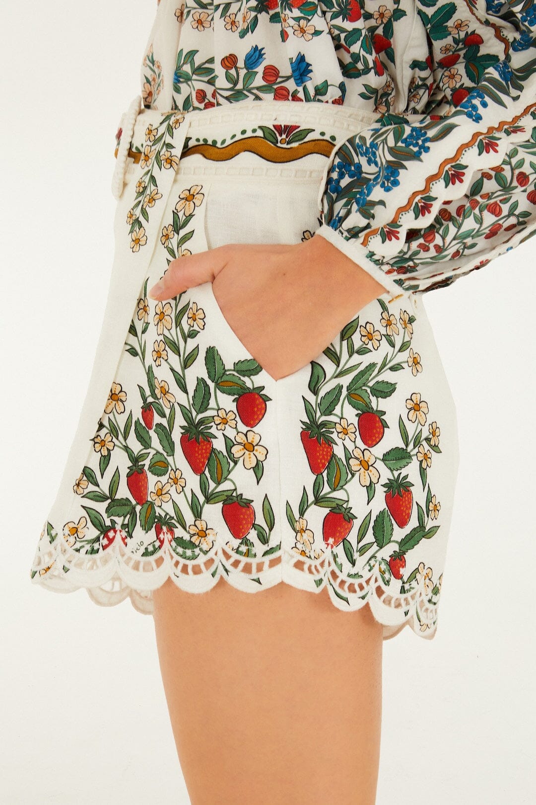 Fruit Off White Short - Fruit Off White