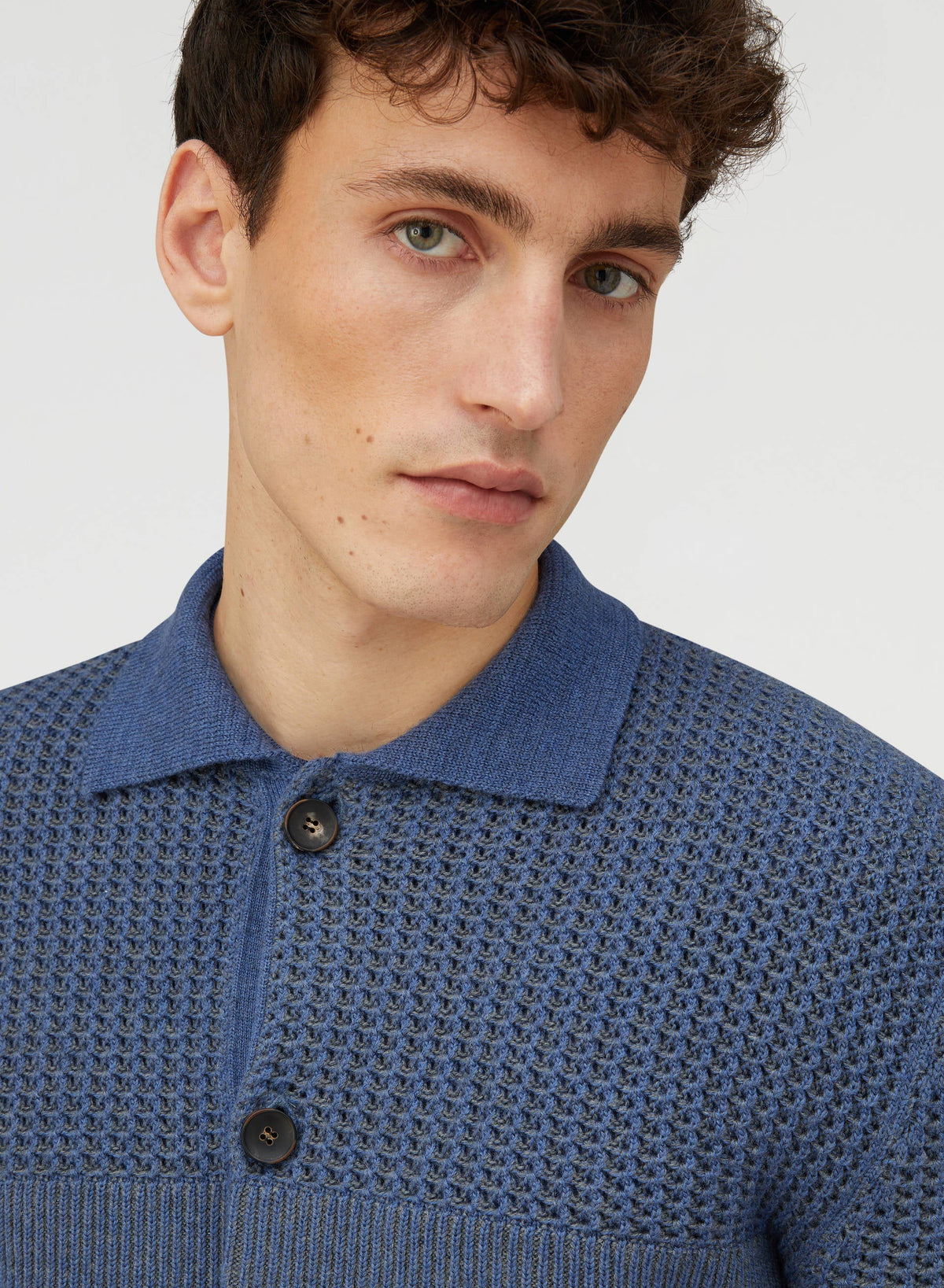 AVIO KNITTED OVERSHIRT