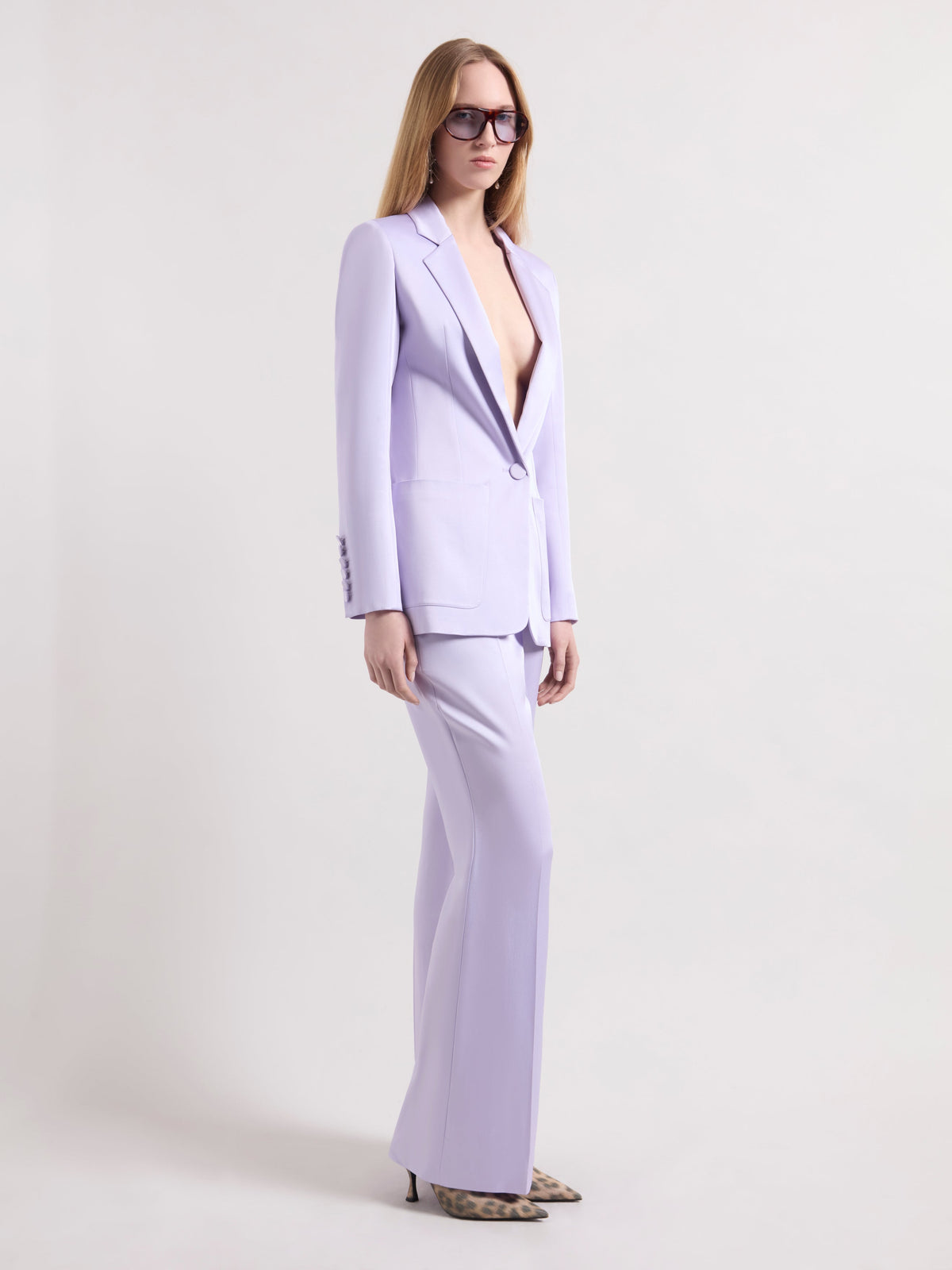 PANTALON EN LAINE À FINES RAYURES ET JAMBES LARGES - Mauve