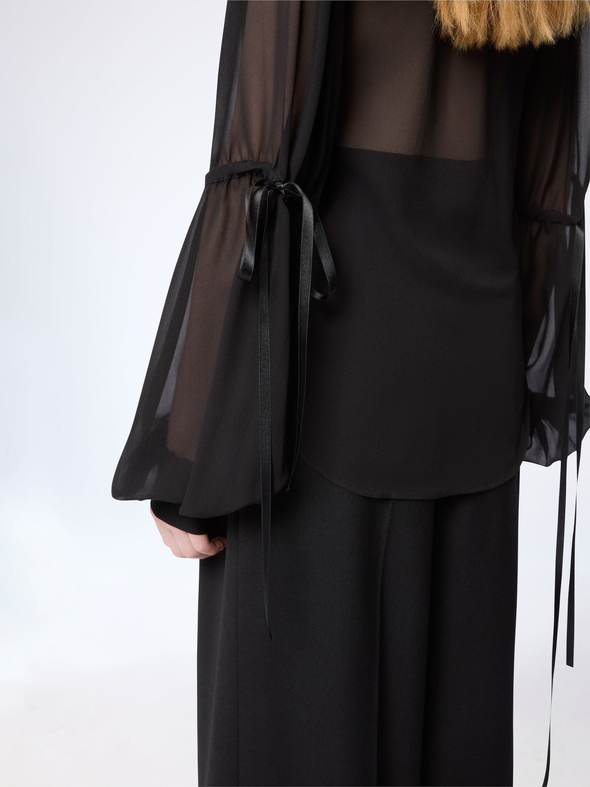 CHEMISE EN SATIN DE SOIE MAUVE AVEC DÉTAILS DE NŒUD - Noir