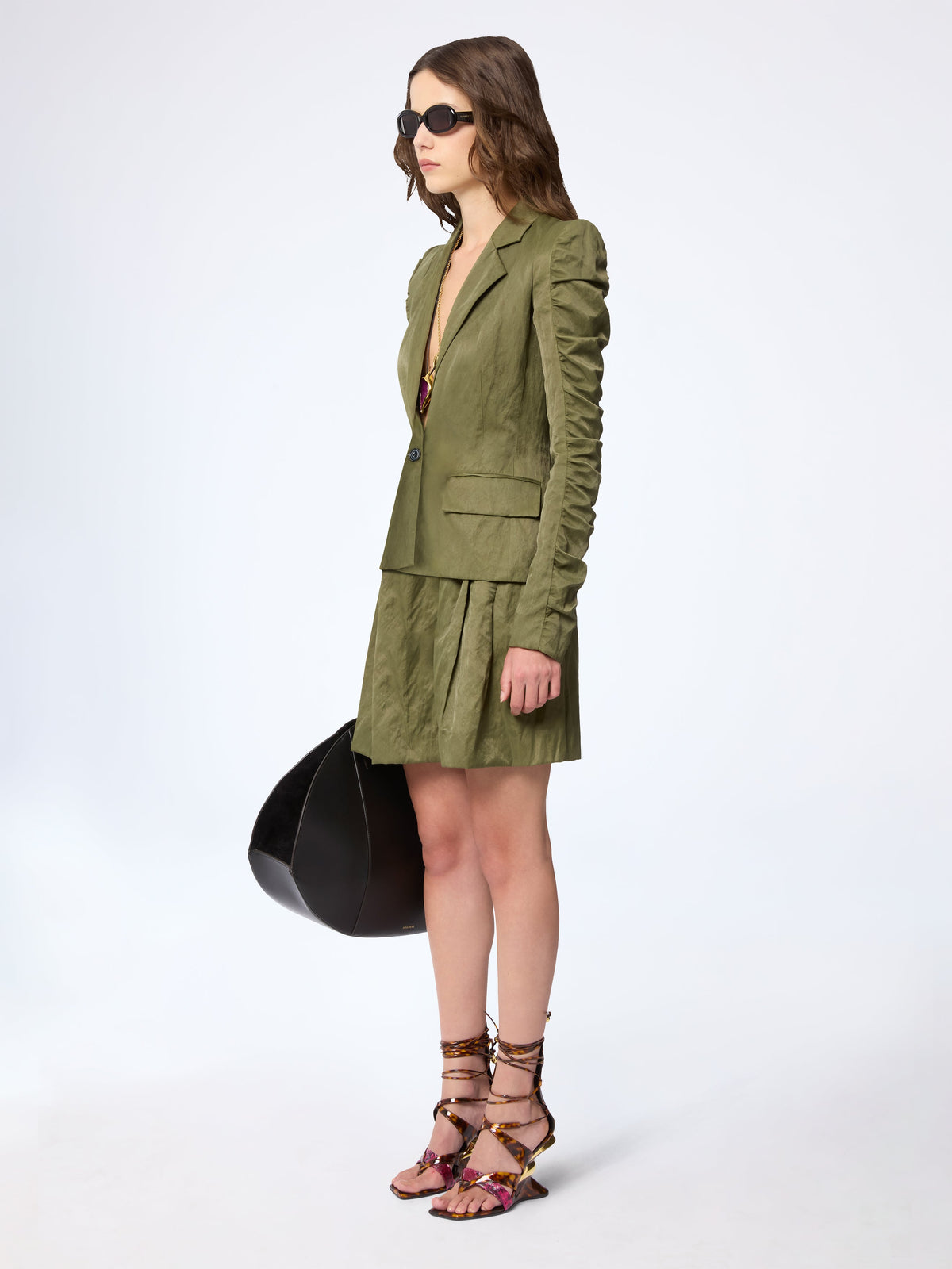 BLAZER EN CRÊPE SATIN