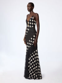 ROBE SIRÈNE AVEC EMPIÈCEMENTS EN DENTELLE