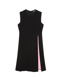 NOIR / PINK ROBE